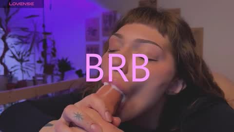 Elsa online show from October 12, 3:58 pm