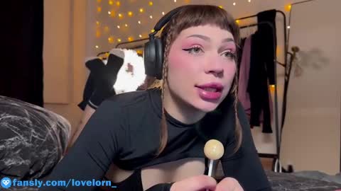 Elsa online show from December 15, 9:56 am