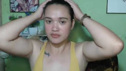hearty2 Hey guys  Im Jess  online show from July 20, 5:32 am