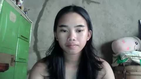 lovely_marie572336 online show from May 24, 8:35 am