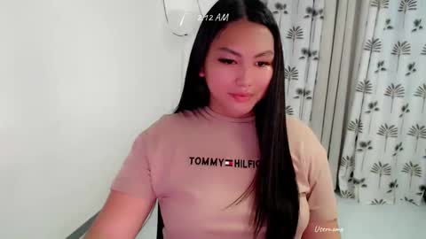 Snapshot of lovely_megan08 chatting on October 16, 9:12 am lovely_megan08 online show from October 16, 9:12 am