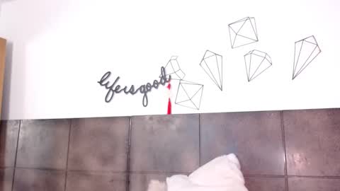 Snapshot of lovely_secret chatting on February 3, 3:06 pm Hi guys online show from February 3, 3:06 pm