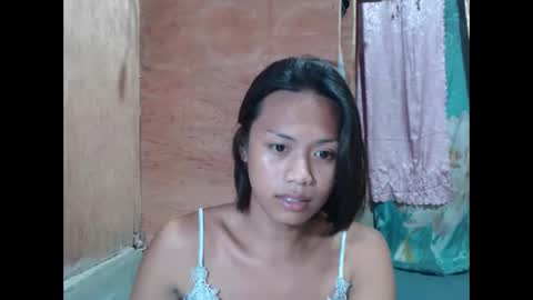 YVONNE online show from December 3, 11:56 am