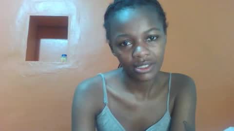 Snapshot of lovely_yvonne chatting on October 17, 7:06 pm Lovely yvonne online show from October 17, 7:06 pm