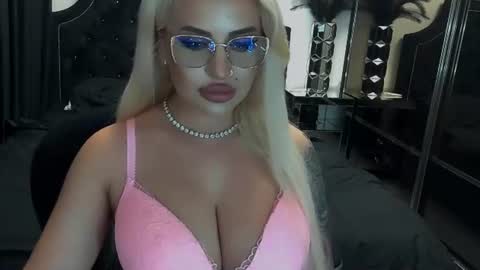 PrAllinXXXa online show from June 11, 12:32 am