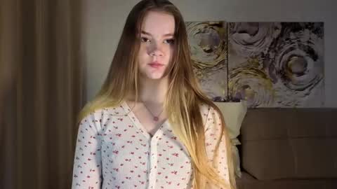 lovelygracee online show from November 16, 2:39 pm
