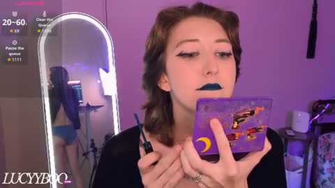 lovelylittlelucyy online show from July 30, 12:11 am