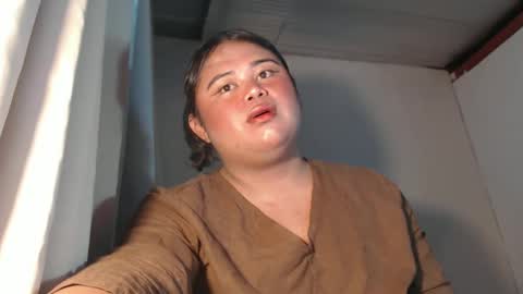 Snapshot of lovelypinaychubsx chatting on December 26, 6:54 pm lovely online show from December 26, 6:54 pm