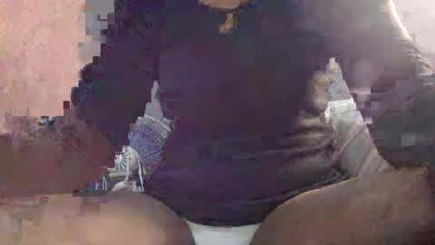 miss fancy louis online show from October 8, 10:30 am