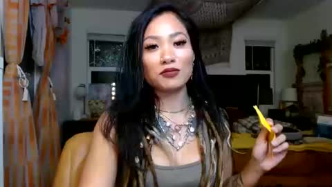 Snapshot of lovelyxmacii chatting on October 14, 2:14 am lovelyxmacii online show from October 14, 2:14 am