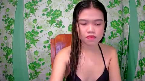 lovemae352295 online show from January 14, 4:04 am