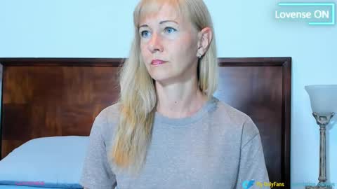 Snapshot of lovense_mature chatting on January 7, 1:03 pm Christine online show from January 7, 1:03 pm
