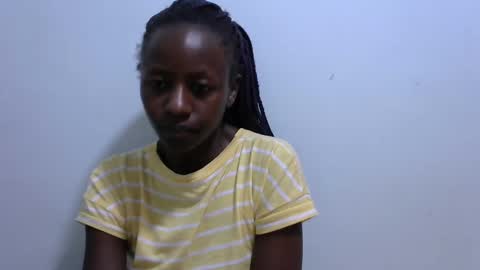 lovergal222 online show from February 16, 11:37 pm