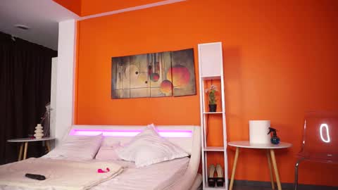 Nora online show from November 27, 4:15 am