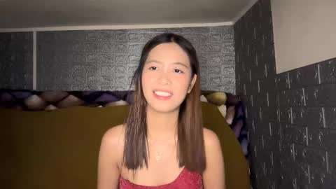 luannaescorza online show from February 14, 1:40 am