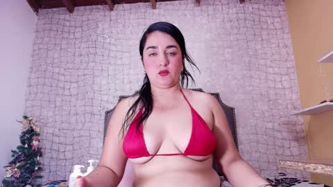 Lucero W online show from January 3, 7:07 pm