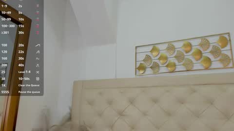 lucia lorenz online show from January 9, 11:36 am