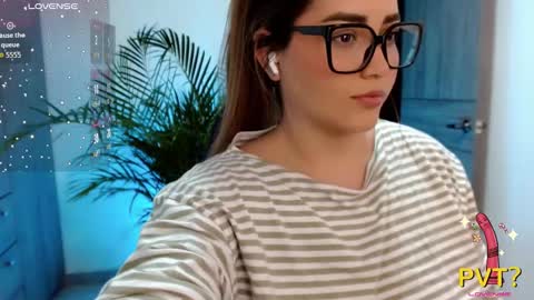 lucia star  online show from March 24, 2:39 am