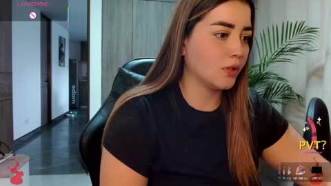 lucia star  online show from February 21, 10:10 pm