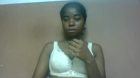 luciah148539 online show from July 25, 3:02 am