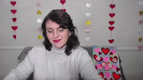Snapshot of luciami chatting on February 17, 6:28 pm LuciaMi online show from February 17, 6:28 pm