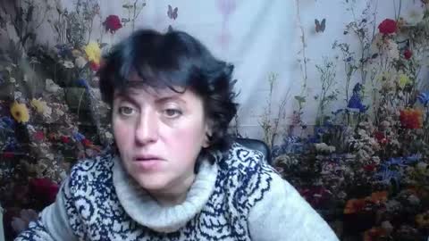 Snapshot of luciami chatting on October 15, 5:26 pm LuciaMi online show from October 15, 5:26 pm