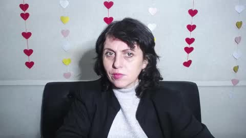 Snapshot of luciami chatting on January 21, 6:12 pm LuciaMi online show from January 21, 6:12 pm