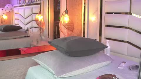 luciana_agudelo online show from June 21, 7:18 pm