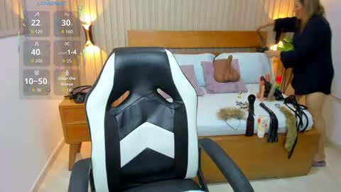 Luciana online show from July 22, 12:50 pm