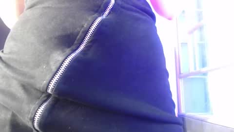 Snapshot of luciana_evaans chatting on February 25, 1:00 pm Luciana Evans online show from February 25, 1:00 pm