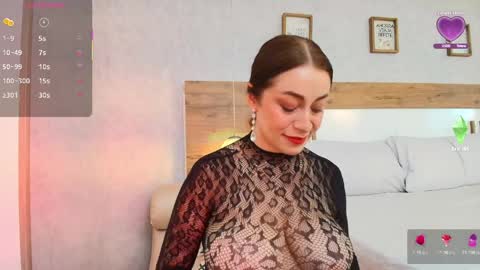 Luciana online show from June 4, 1:48 pm