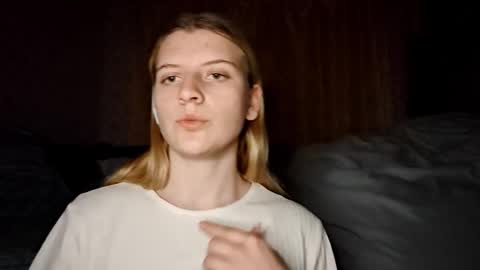 Monika online show from October 16, 9:17 pm