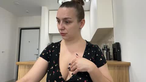 lucky_foryou_baby online show from November 18, 10:27 am