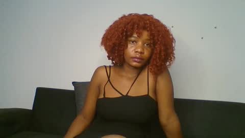 lucky_n_shyshy online show from November 3, 12:58 am
