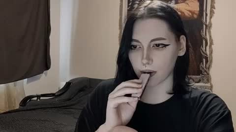 luckybastrad0677 online show from July 29, 4:07 pm