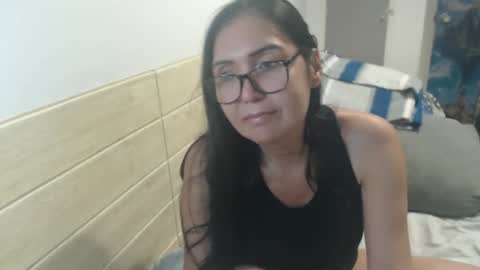 angelisa online show from May 4, 9:40 pm