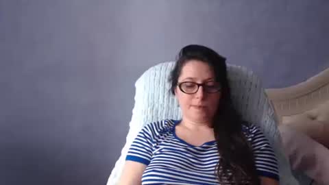 luckylinda23 online show from May 20, 11:29 am