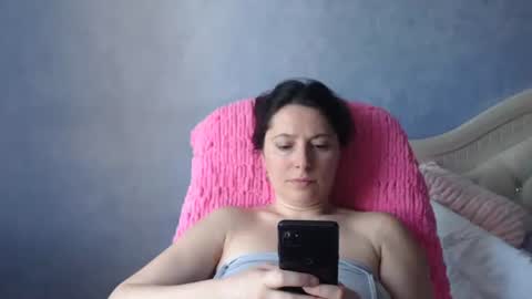 luckylinda23 online show from May 27, 10:12 am