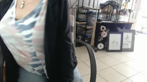 lucy_0000 online show from April 18, 4:42 pm