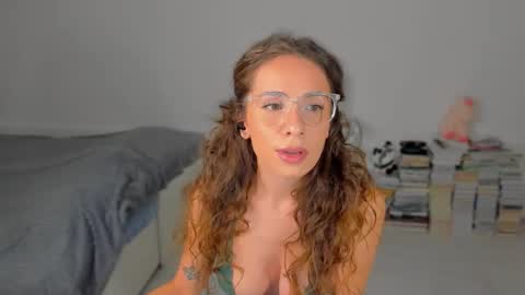 lucy__ray online show from October 8, 3:22 am