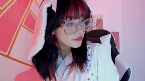 Lucy online show from March 3, 3:12 am