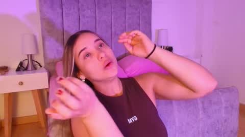 lucy online show from April 6, 3:17 am