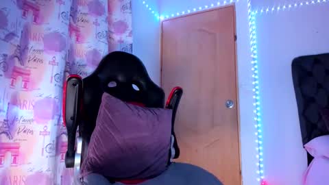 lucy online show from June 7, 3:57 am