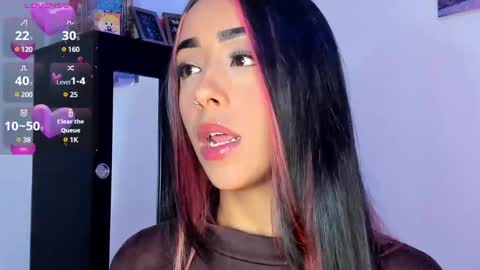 Lucy online show from January 30, 8:22 am