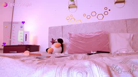 Luciana online show from November 22, 5:21 am