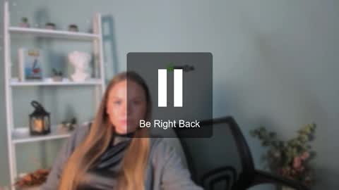 lucy_moon__ online show from November 11, 2:58 pm