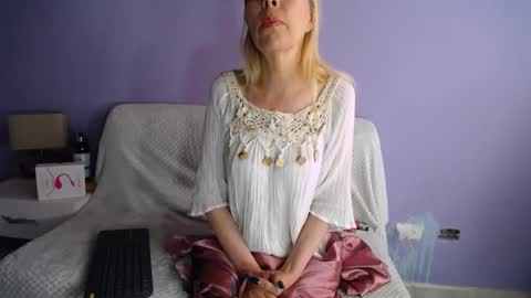  SleepyAbuela online show from March 30, 2:27 pm