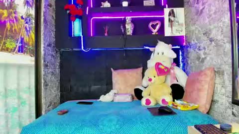 Lucy unlimit come back here  online show from June 27, 7:31 pm