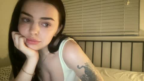 Lucyloo online show from July 24, 11:19 am