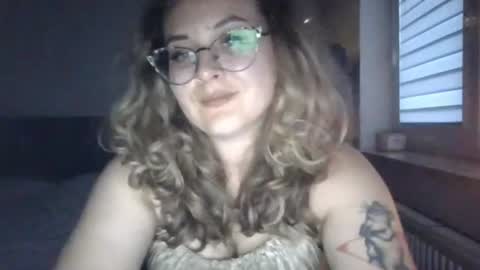 lucyflirt online show from July 8, 6:54 pm